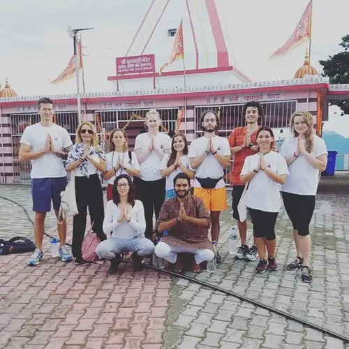 yoga ttc students visit to kunjapuri temple